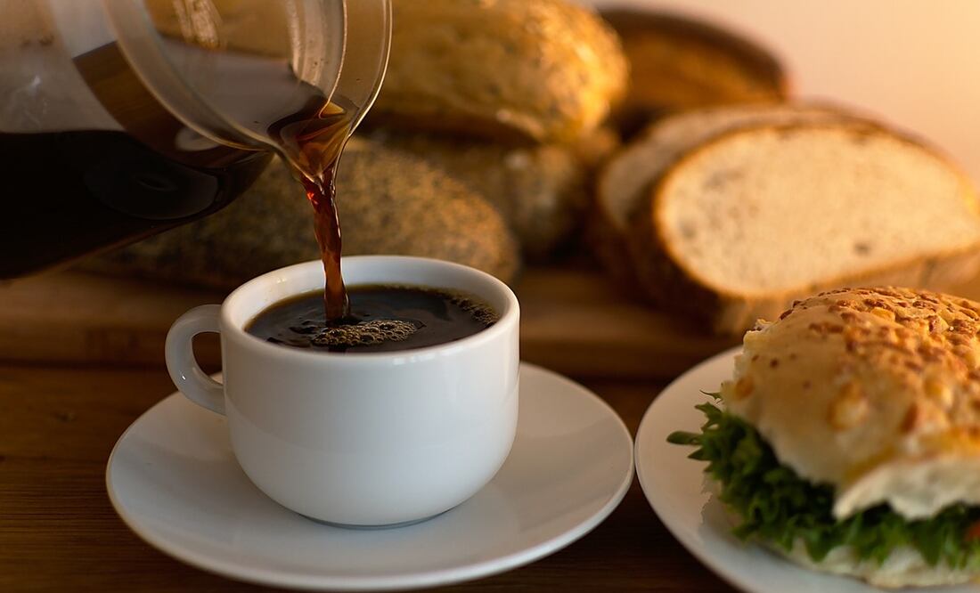 Hay personas que lo toman en ayunas, te decimos si es la mejor opción / Foto: Pixabay