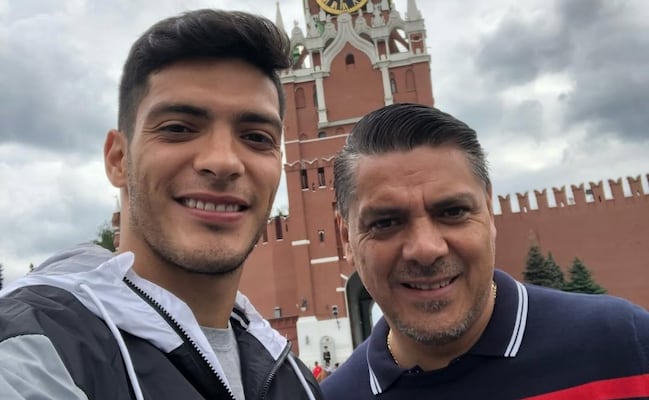 Raúl Jiménez despide a su padre con emotivo mensaje en redes