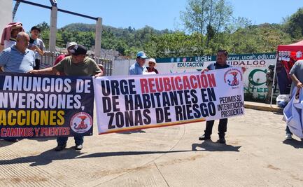 Pobladores de Hidalgo solicitan ayuda de la presidenta Claudia Sheinbaum; piden la reconstrucción de caminos y carreteras