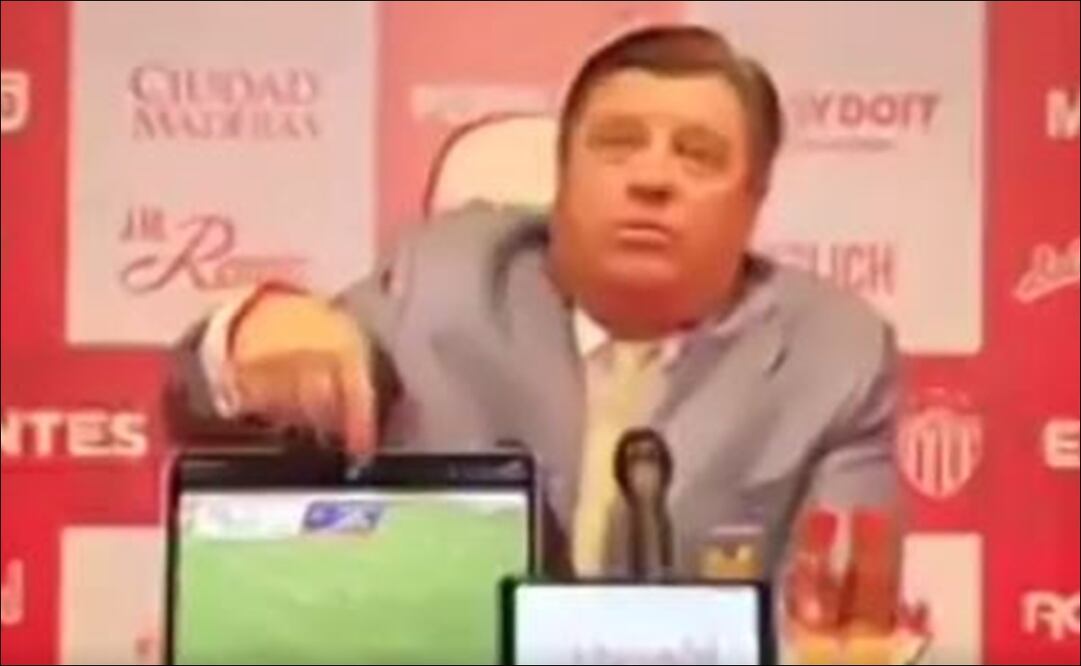 MIGUEL HERRERA EXPLOTÓ CONTRA EL ARBITRAJE - FOTO: ESPECIAL