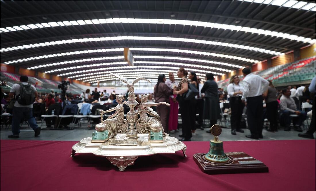 Diputados discuten reforma judicial en sede alterna por protestas. Foto: Diego Simón/EL UNIVERSAL