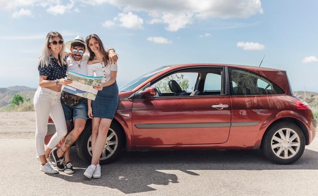 Viaje en auto. Foto: Freepik