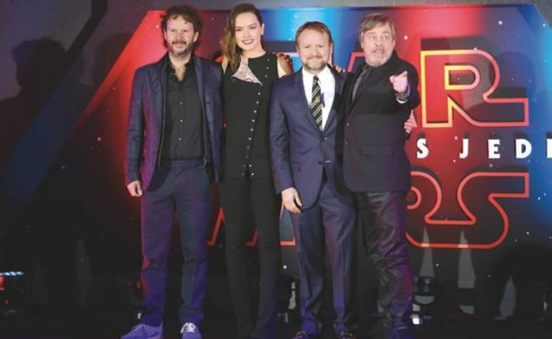 Ram Bergman, Daisy Ridley, Rian Johnson & Mark Hamill. Photo: Irvin Olivares