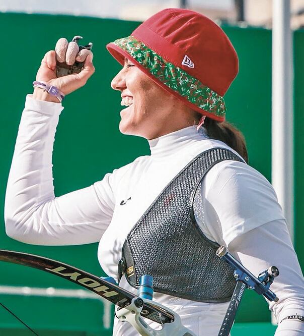 Alejandra Valencia otuvo metal en individual y luego por equipos (TWITTER)