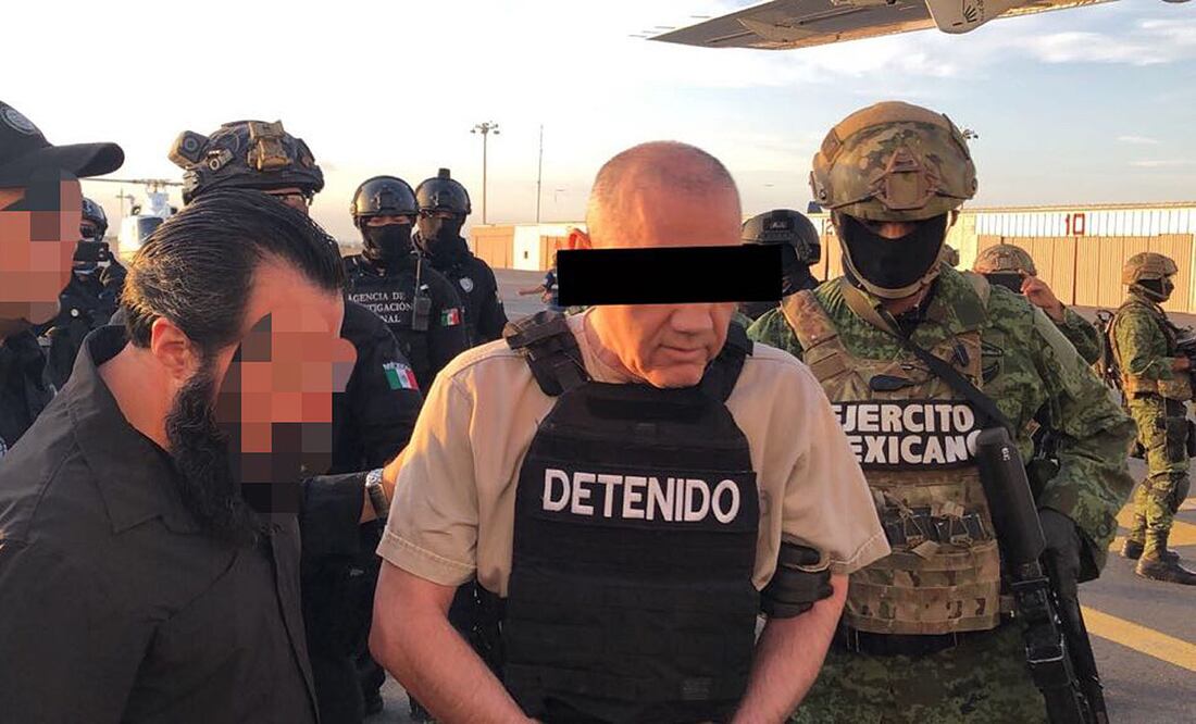 El proceso de extradición del narcotraficante Dámaso López Núñez (2i), "El Licenciado", considerado el sucesor de Joaquín "El Chapo" Guzmán en el Cartel de Sinaloa, a Estados Unidos desde Ciudad Juárez (Foto: EFE)