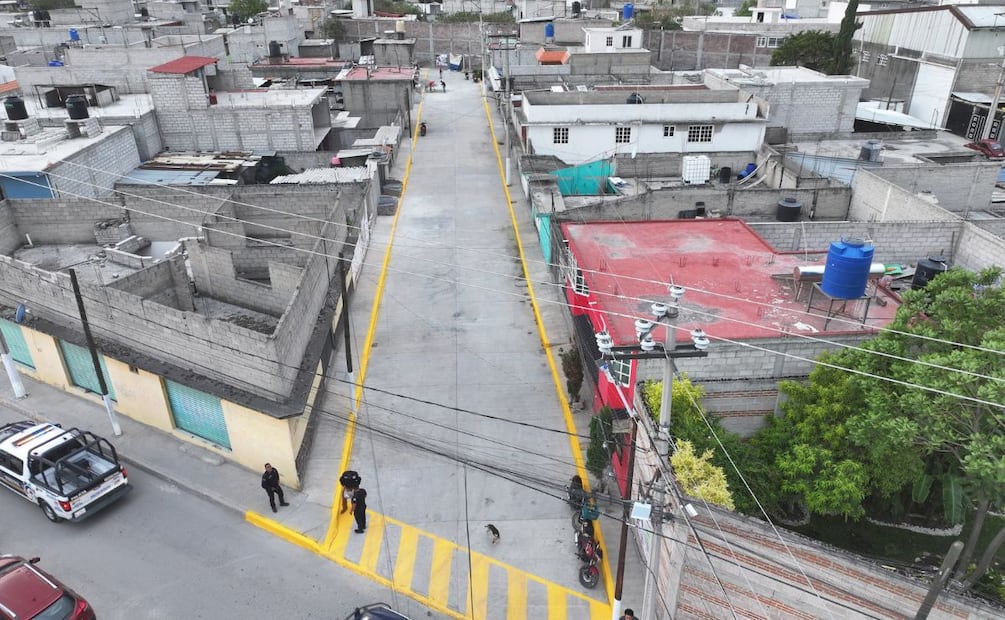 La presidenta de Ecatepec comentó que el programa busca atender rezagos en distintas comunidades del municipio. | Foto: Especial.