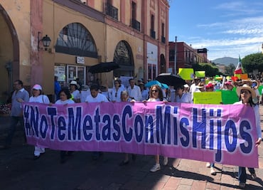 Realizan protestas contra AMLO en varios estados del país