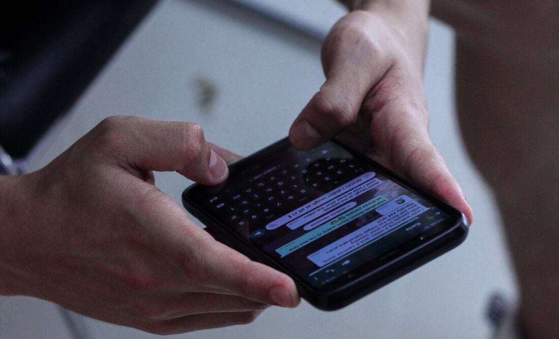 Los grupos de WhatsApp son parte de las funciones más comunes. Imagen: Unsplash