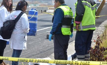 Hombre muere atropellado en la autopista México-Puebla