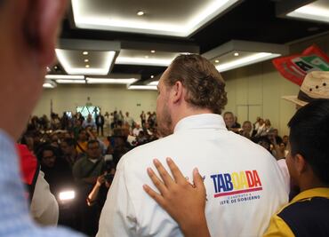 Taboada se compromete a regresar bebederos y desayunos calientes a las escuelas