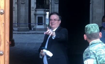 Tras recibir a empresarios, AMLO se reúne con gabinete