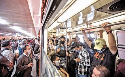 Mexico City and the State of Mexico partially close down the public transport system amid the public health crisis