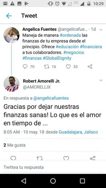 Afición culpa a Angélica Fuentes por situación financiera de Chivas