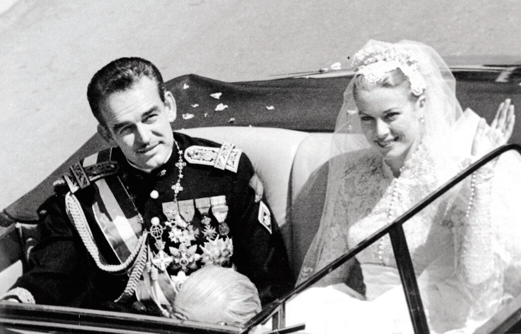 Albert Einstein y Grace Kelly, en un día como hoy