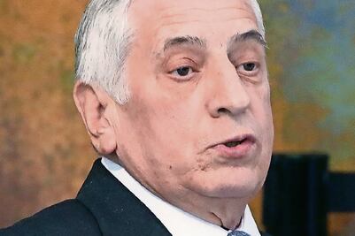 Desbandada en el gobierno de Arturo Núñez