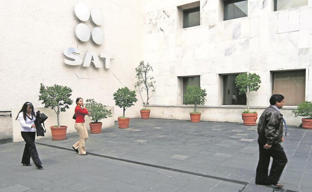 SAT detecta 60 empresas con indicios de lavado 