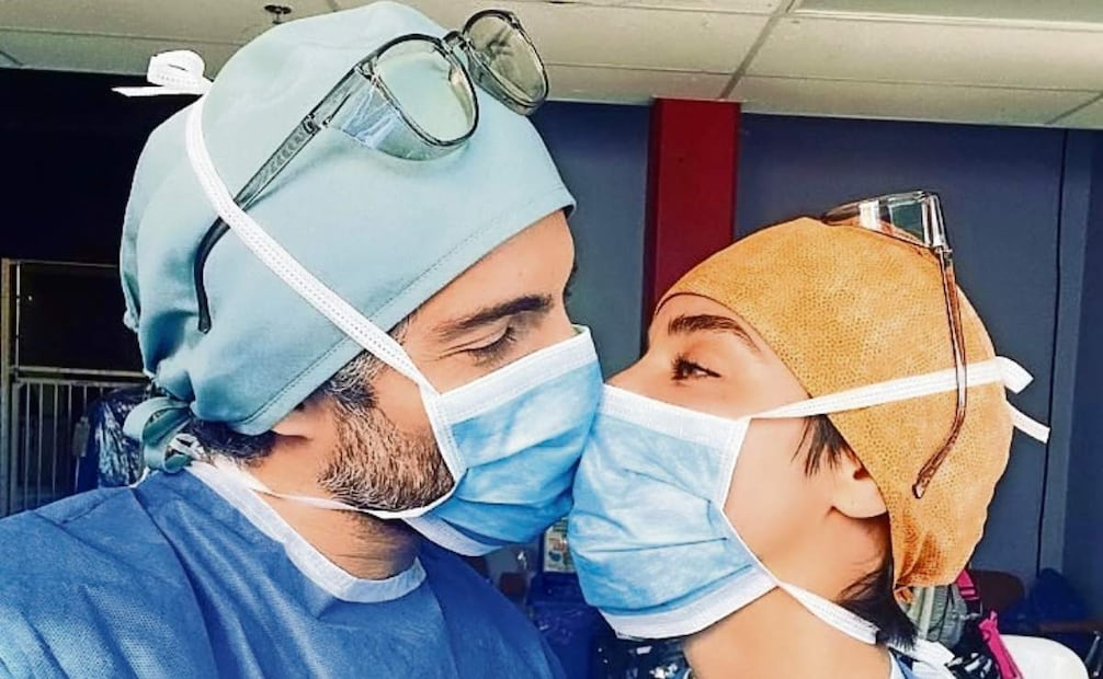 Retomaron por primera vez su relación en 2021. Él la llevó al rodaje de The good doctor. Fotos: Lemon Films e Instagram