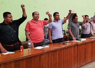 Sin fecha definida, Sección 22 acuerda paro indefinido de labores