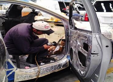 Sector manufacturero baja a 54.8% en abril