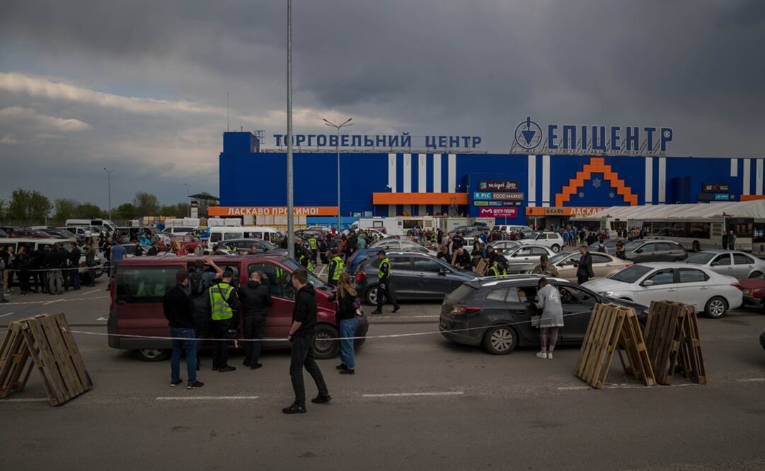 La ciudad de Zaporiya, espera la llegada del convoy con los primeros civiles que permanecían dos meses escondidos en la acería de Azovstal. Foto: EFE