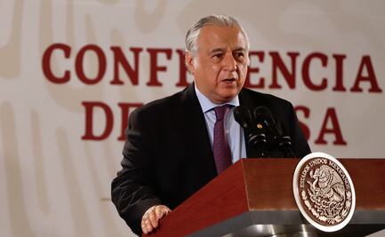 El secretario que carga sus comidas a los ciudadanos