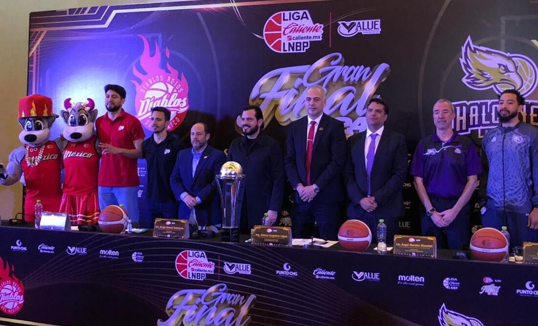 Diablos Rojos y Halcones de Xalapa, listos para la final de la LNBP - Foto: Andrés Suárez / EL UNIVERSAL