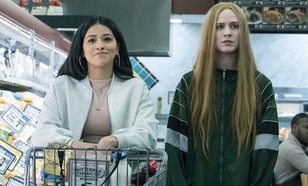 La comedia dramática en Netflix que dura 100 minutos y que te erizará la piel de inicio a fin