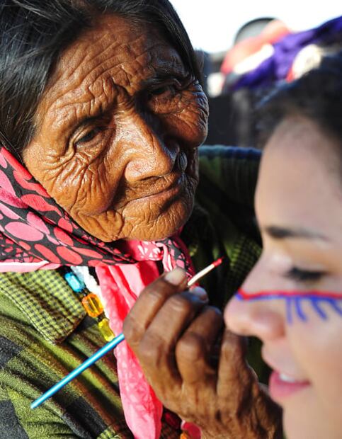 7 viajes para conocer a pueblos indígenas