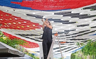 Artesanas tejen cielo mundialista en Jalisco