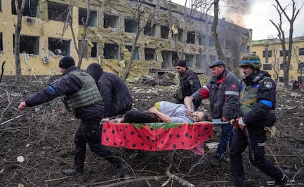 Foto ganadora del World Press Photo, imagen del ataque ruso en Ucrania que Moscú dijo que era ”fake”