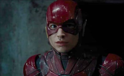 Preocupa comportamiento de Ezra Miller, es captado con arma y chaleco antibalas