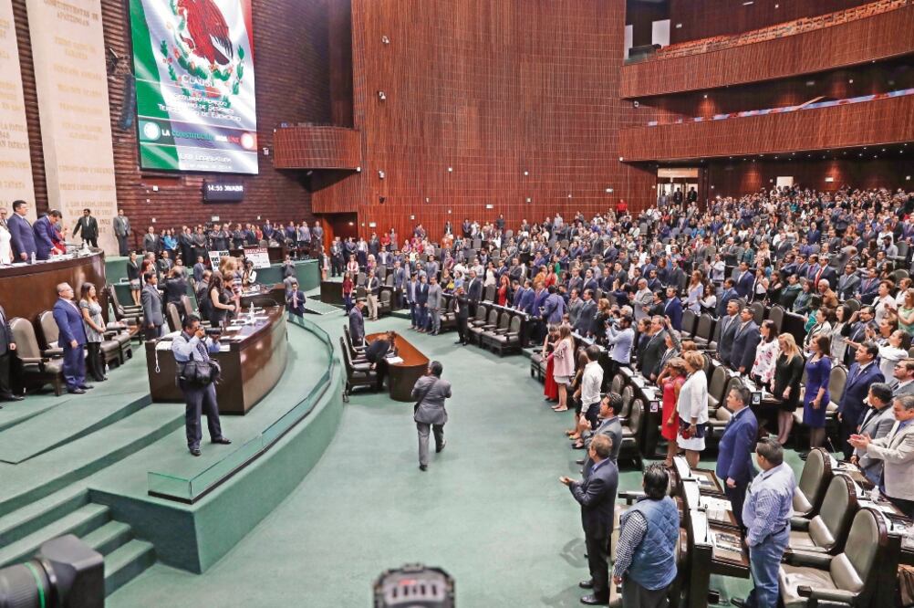 Exhorto. Legisladores lanzaron la petición a instancias de salud pública como el IMSS, ISSSTE, Pemex, Ssa, Sedena y Semar (IRVIN OLIVARES. EL UNIVERSAL)