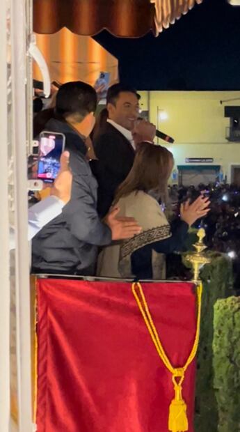 Carlos Rivera canta a la Virgen de la caridad 