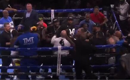 VIDEO: ¡Batalla campal! El rival de Floyd Mayweather quiso pelear sucio y el combate se salió de control
