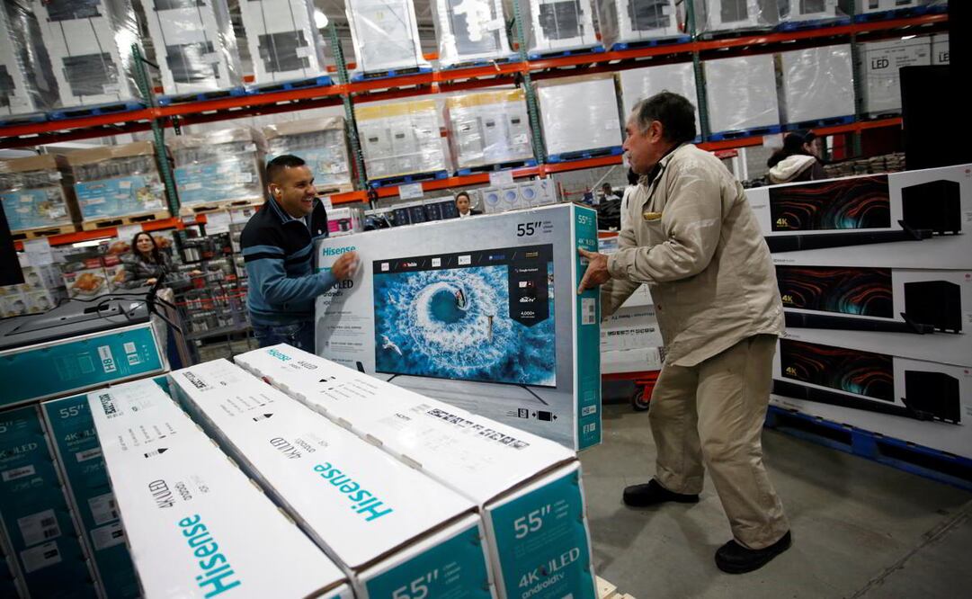 La Profeco intervino y se llegó al acuerdo de que las ocho pantallas fueran vendidas el precio que marcaba el etiquetado / Foto ilustrativa: Reuters