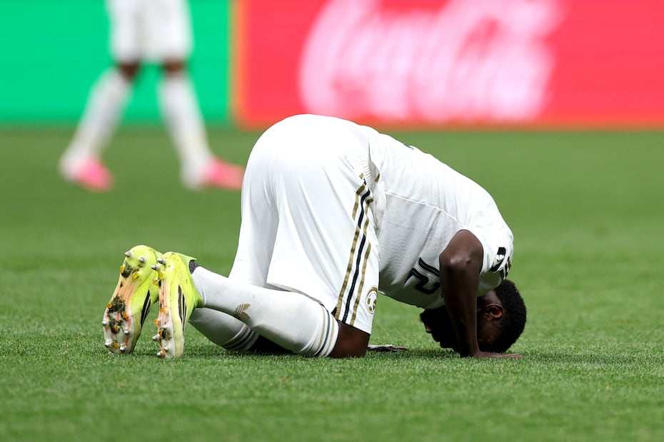 Saud Abdulhamid en lamento con la selección de Arabia Saudita, durante la Fase de Grupos del Mundial de 2026 - Foto: AFP