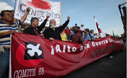 Finaliza marcha; familiares de los 43 anuncian plantón