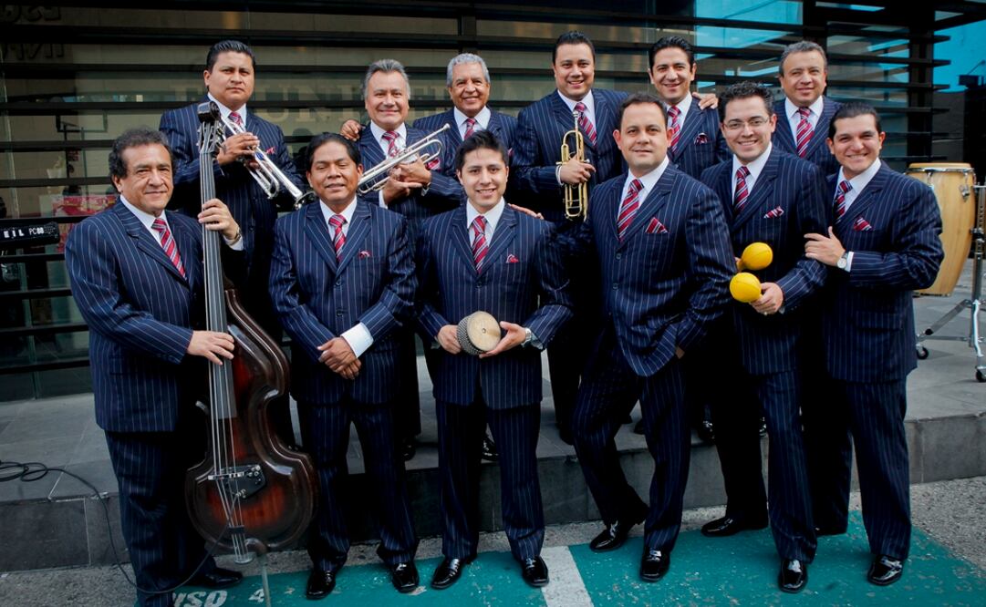 La "Única Internacional Sonora Santanera". Foto: Yadin Xolalpa / Archivo EL UNIVERSAL