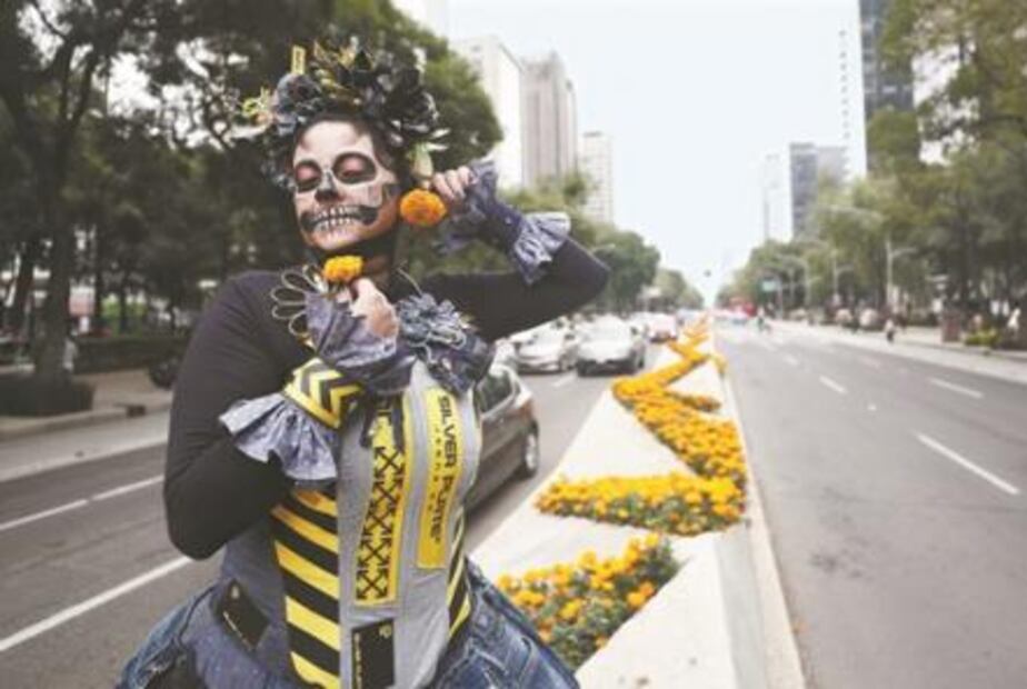 Alistan noche de catrinas en Reforma 