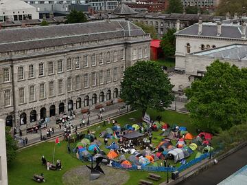 El Trinity College de Dublín acuerda desinvertir en empresas israelíes tras las protestas estudiantiles propalestinas