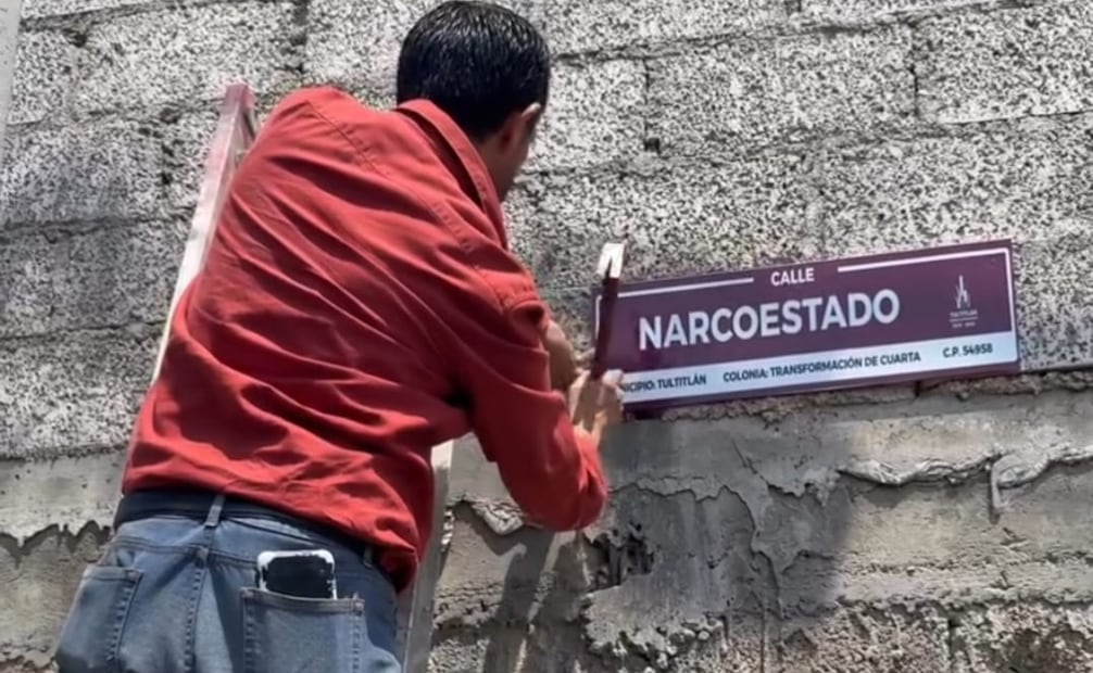 Vecinos de la "Cuarta Transformación" rebautizan simbólicamente su colonia. Foto: especial