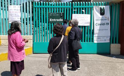 Adultos mayores acuden a vacunarse contra Covid-19 en Cuajimalpa y no encuentran dosis