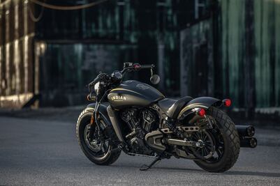 Indian Motorcycle y Jack Daniel ́s lanzan una Scout Bobber Premium conmemorativa