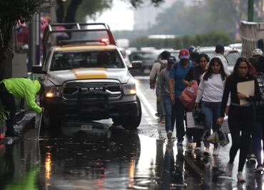Lluvias colapsan varias zonas de la CDMX; reportan 49 encharcamientos y 13 árboles caídos