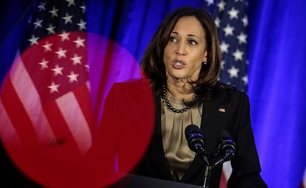 "No vimos venir a delta ni a ómicron": Kamala Harris