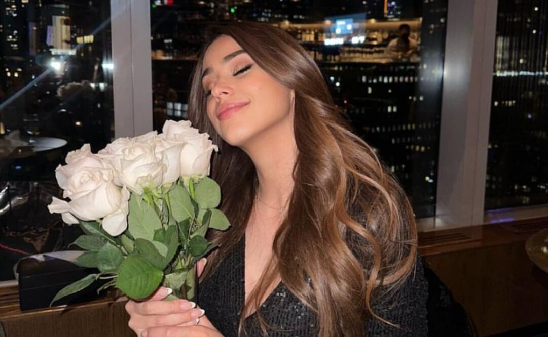 Yanet García mostró el conjunto ideal para celebrar el 14 de febrero. Foto: Instagram @iamyanetgarcia