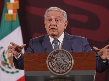 Con porra y “la mejor abogada”, AMLO garantiza atención a cafetaleros de Veracruz