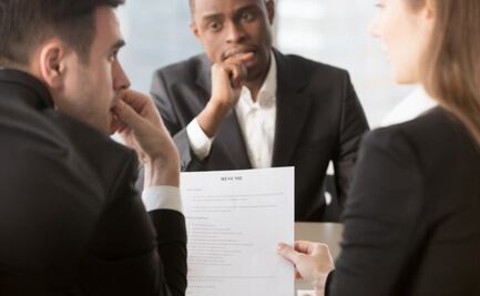 ¿Cómo hacer un buen curriculum vitae?; crea uno con ayuda de IA