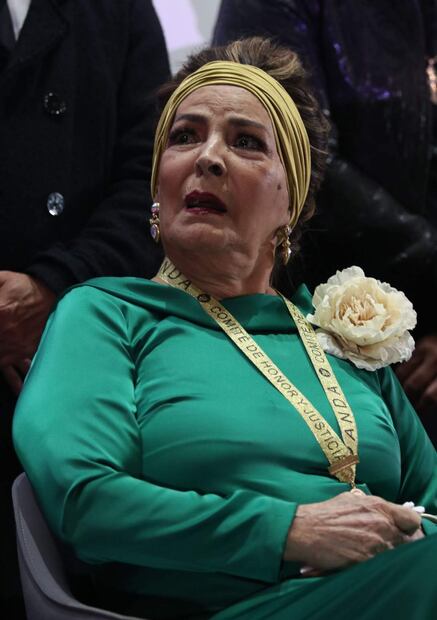 Elsa Aguirre, primera actriz, encabezó su homenaje y recibió en la Cineteca Nacional la Medalla “Una vida en los escenarios”, por más de 75 años de trayectoria artística el 6 de noviembre de 2023. Foto: Andrea Murcia/ Cuartoscuro