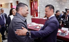 Carlos Torres Piña pide licencia como fiscal de Michoacán; busca competir en interna de Morena, de cara a la elección de 2027
